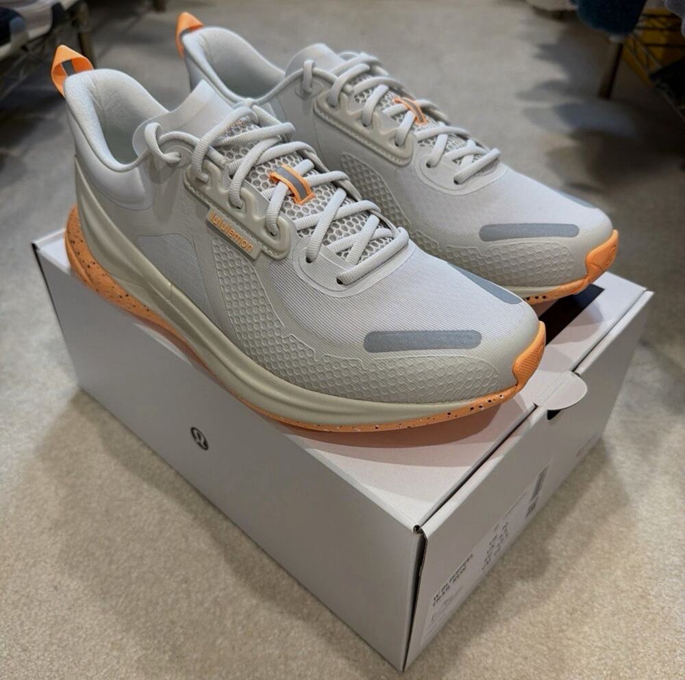 Lululemon Blissfeel Trail Run Women's Mesh Breathable Sneakers Beige Orange